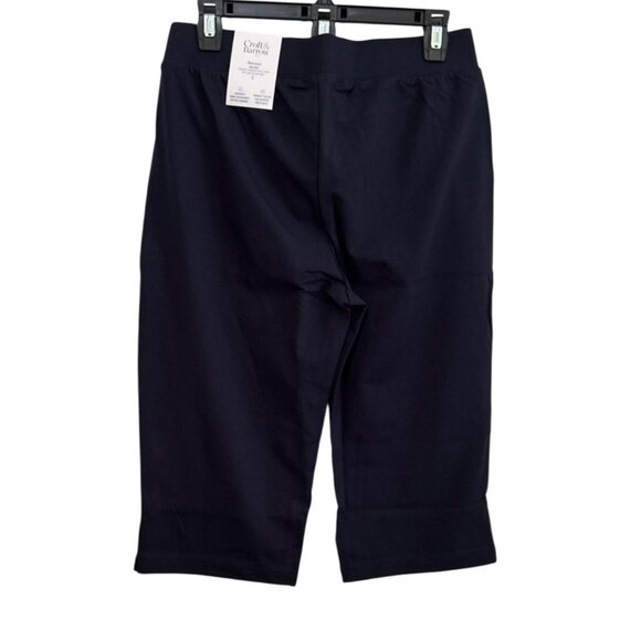 Croft & Barrow Navy Blue Skimmer Shorts S Mid Rise Straight Through Hip & Thigh - Picture 2 of 9